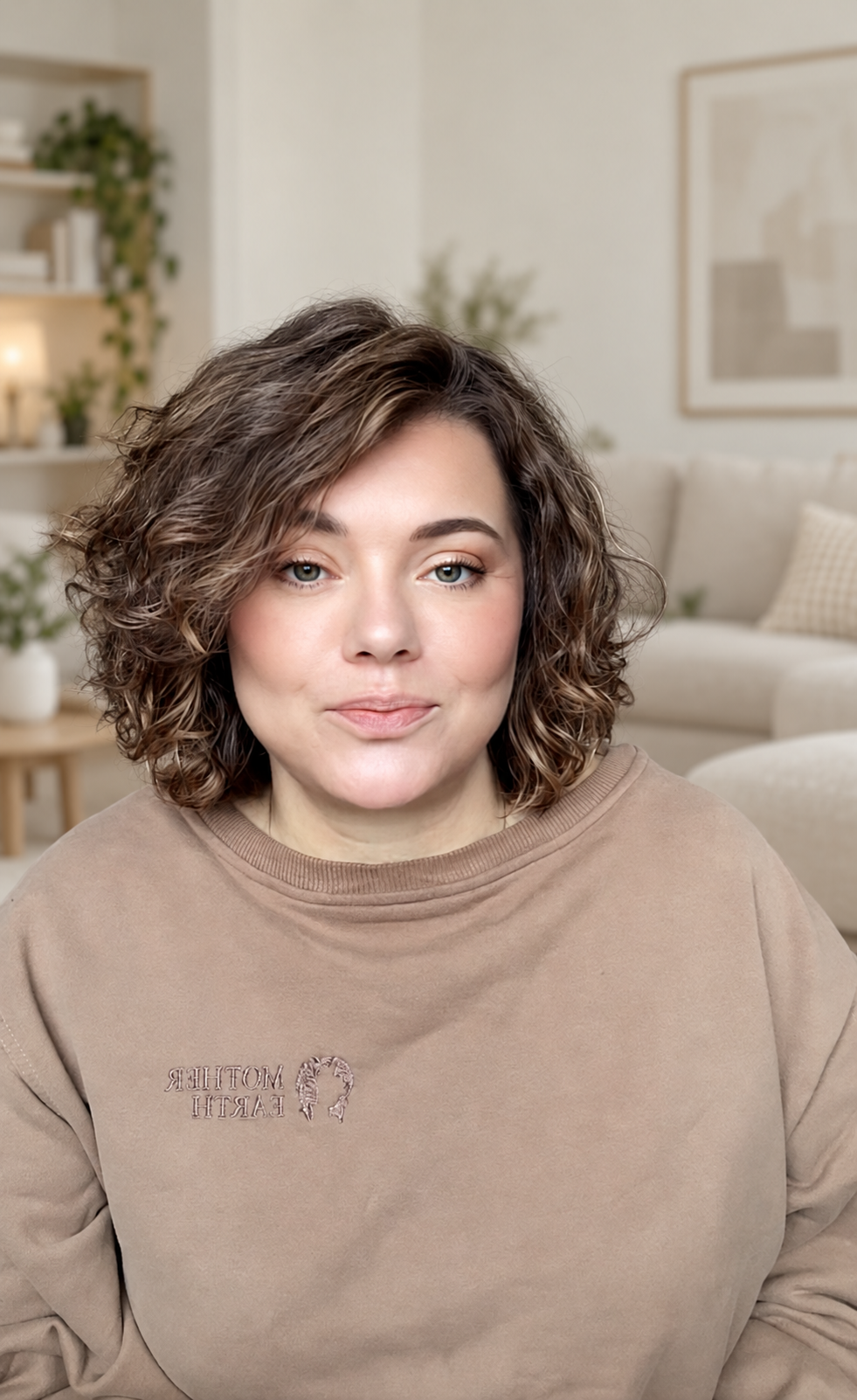 Marta Szulc ze słuchawkami